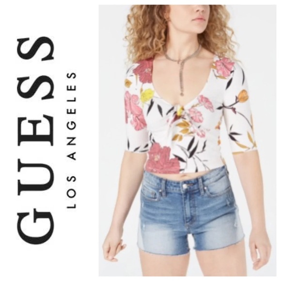 Guess Tops - NWT Guess Etched Hibiscus Celina Top L